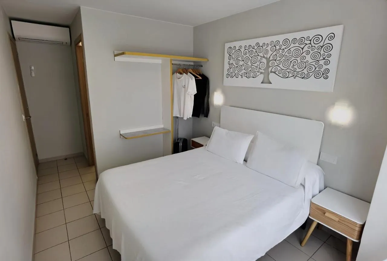 סאן פליו דה גיסולס Hostal Rigau
